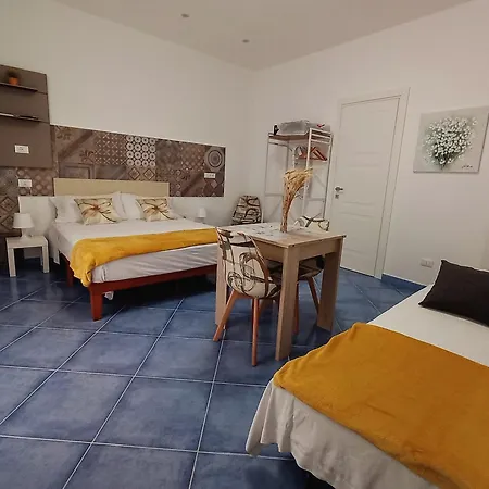 Apartment Oikos Design *